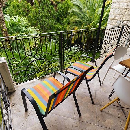 Gagra Hotel Printsevskii Zamok ภายนอก รูปภาพ